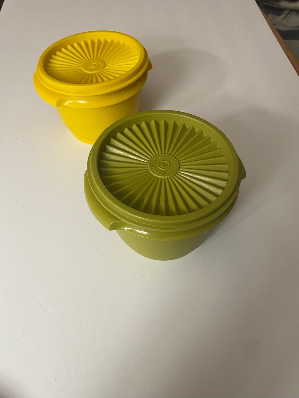 Tupperware Vintage Yellow and Avocado Plastic Food Storage Bowls with Lids